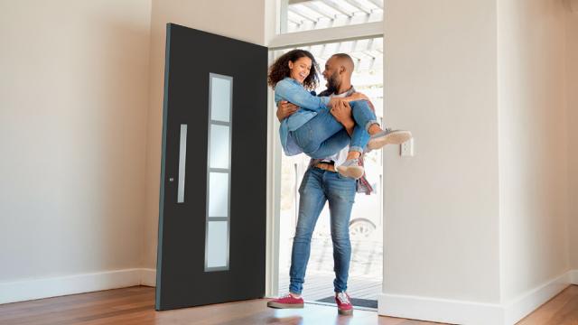 Porte d'entrée aluminium Gamme Prestige de Isofrance Fenêtres &amp; Energies