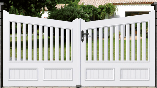 Portail PVC Gamme Résidence - Cadre Inox soudé, intégré