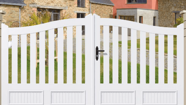 Portail PVC Gamme Résidence - Cadre Inox soudé, gainé - isofrance fenetres et energies