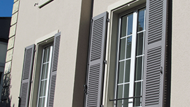 Volets bois à cadre