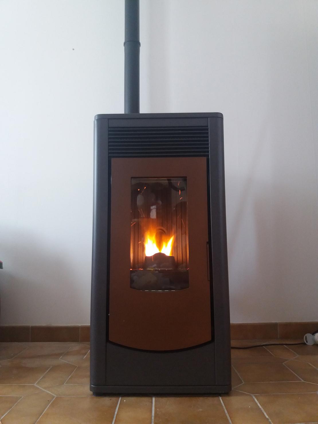 ISOFRANCE Poêle à granulés ERIS