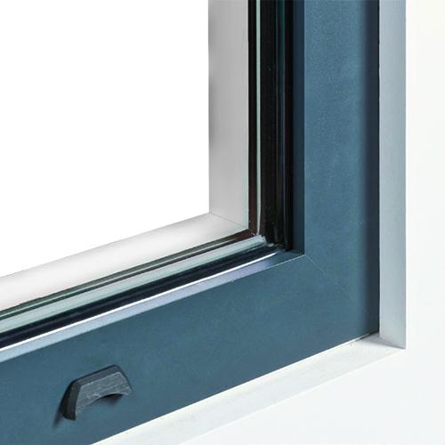 Lignes épurées porte-fenêtre mixte CREATION chez ISOFRANCE Fenêtres et Energies