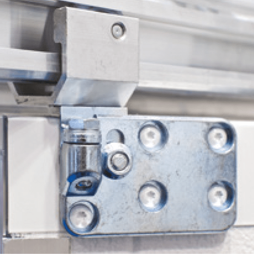 Charnière et rail supérieur