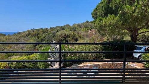 Garde-corps barreaudés - ISOFRANCE Fenêtres & Energies